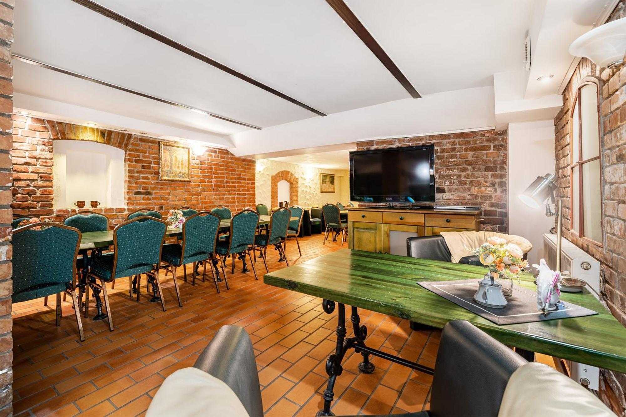 Hotel Pod Zamkiem Olsztyn  Luaran gambar