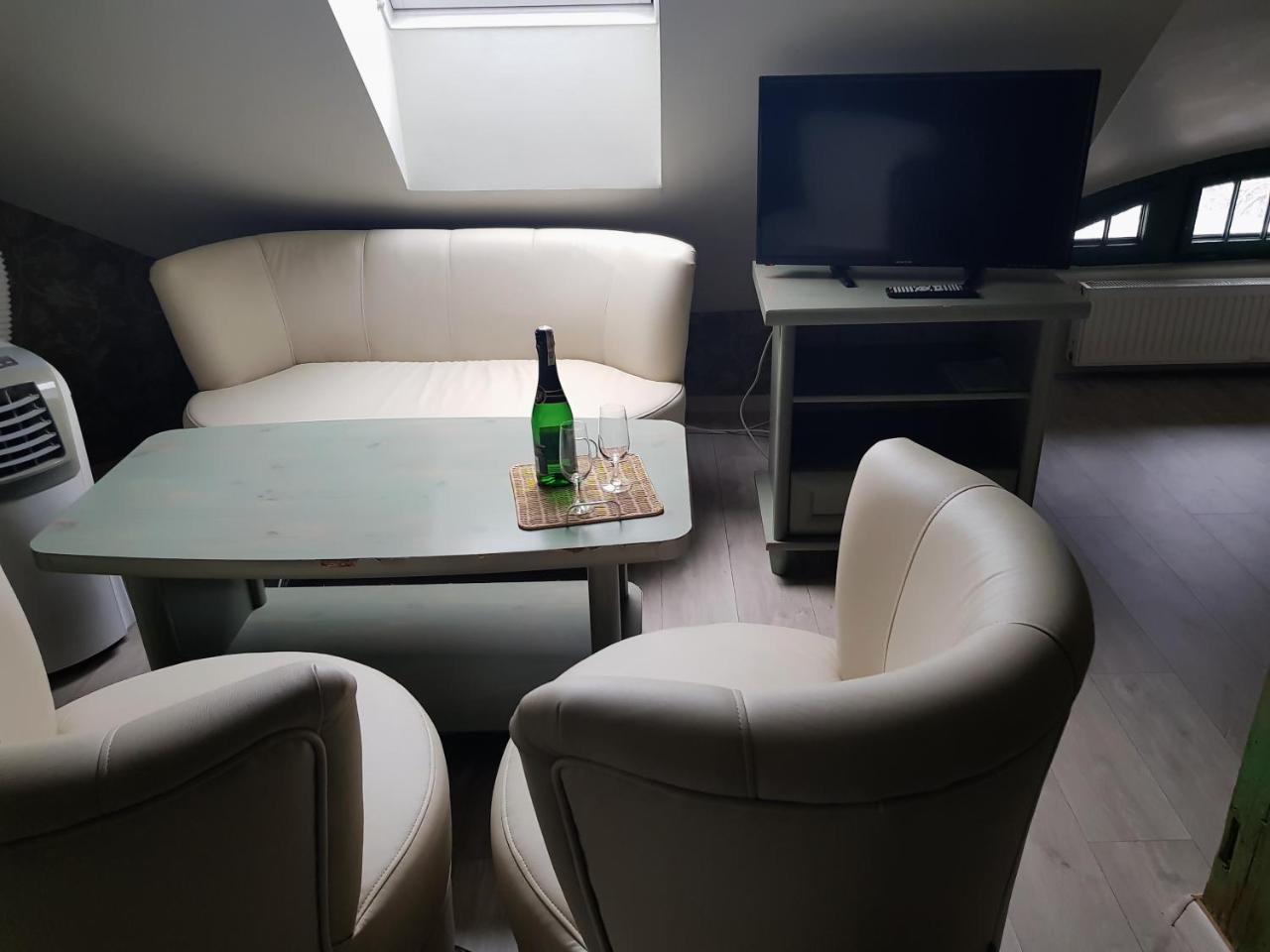 Hotel Pod Zamkiem Olsztyn  Luaran gambar